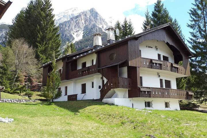 Appartamento per 3 persone, con Balcone e Terrazza nonché Giardino e Panorama a San Vito di Cadore