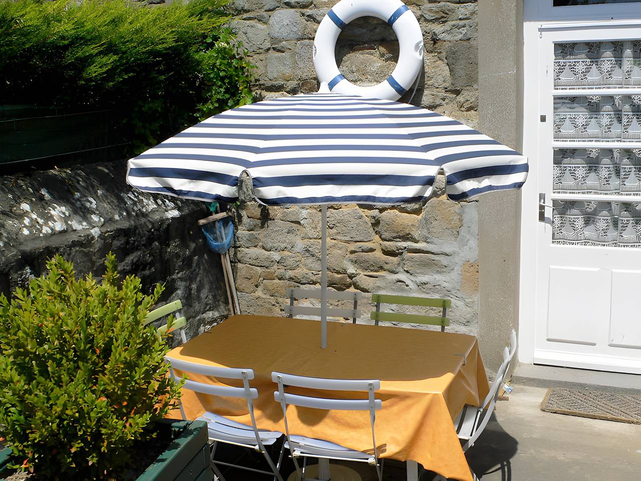 Casa de vacaciones «Les Flots Bleus Cancale» con terraza privada, jardín y Wi-Fi in Cancale, Bahía del Monte Saint-Michel