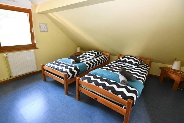 Gîte pour 4 personnes, avec balcon à Maisonsgoutte - 3