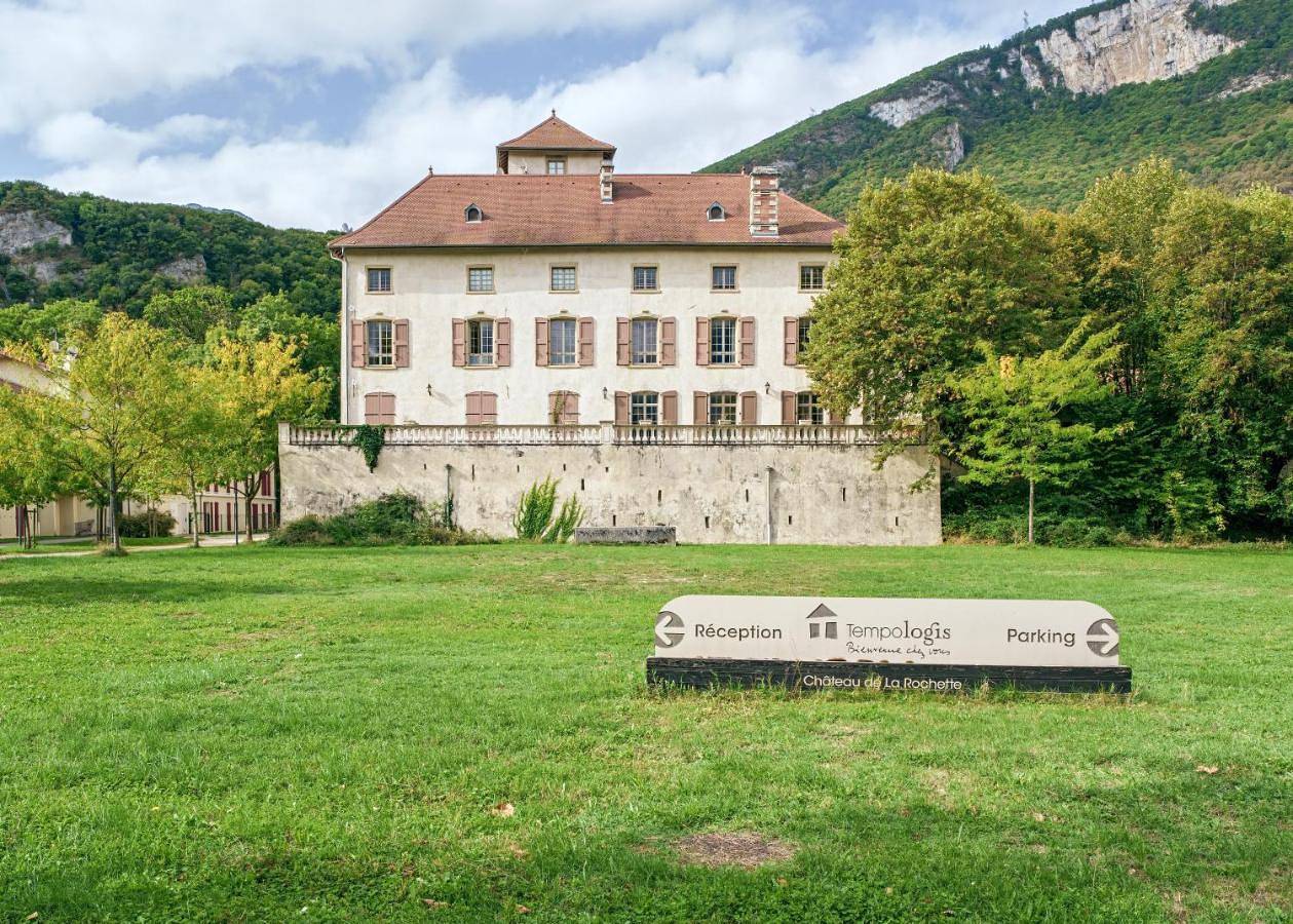 Apparthôtel Tempologis - Chateau de la Rochette in Fontaine, Isère