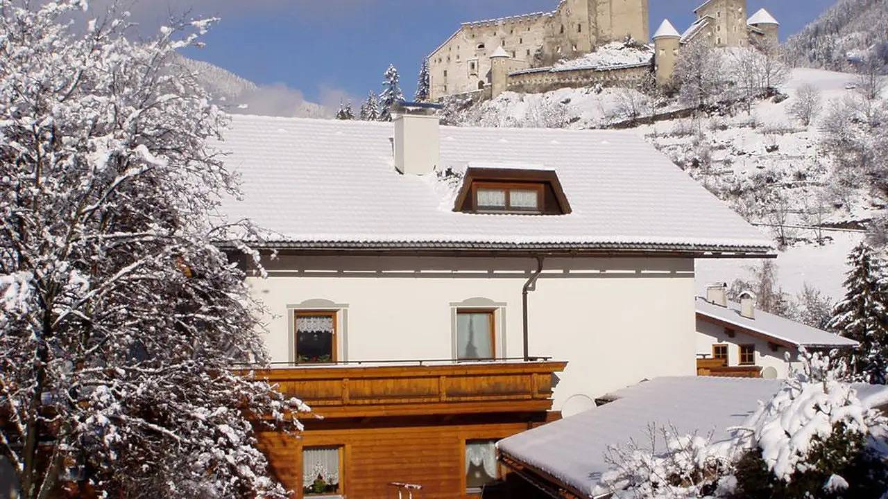 Ganze Ferienwohnung, Ferienwohnung für 4 Personen (80 m²) in Heinfels in Villgratner Berge, Heinfels