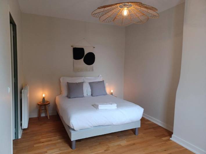 Gîte pour 5 personnes, avec jardin et vue dans Saint-Pey-d'Armens - 4