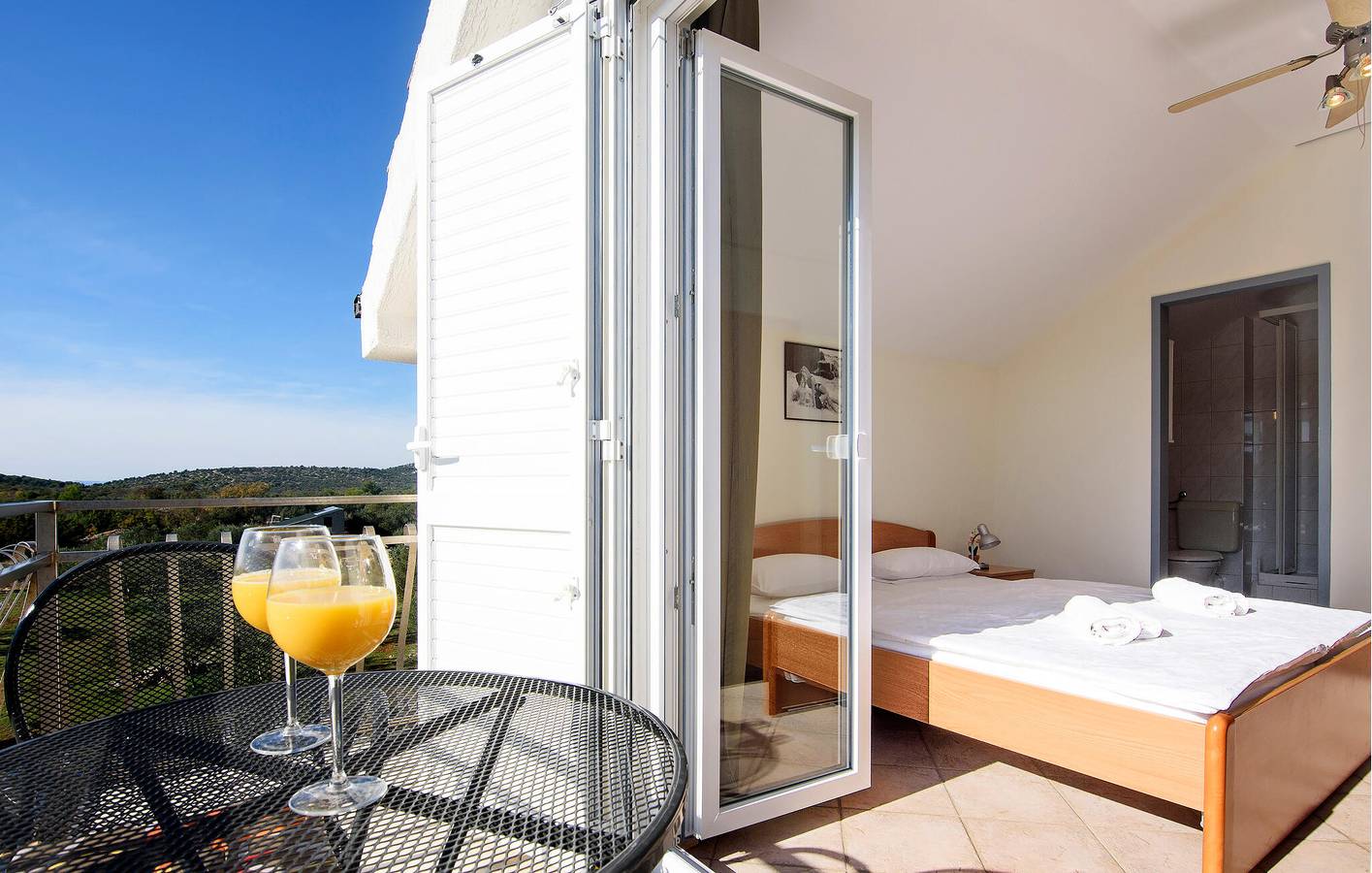Ganze Ferienwohnung, Ferienwohnung für 2 Personen mit Terrasse in Jezera, Murter