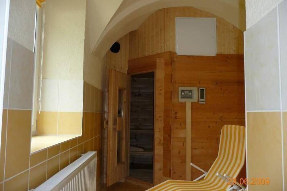 Ganze Wohnung, Ferienwohnung Schlema für 2 - 4 Personen mit 1 Schlafzimmer - Ferienwohnung in Ein- oder Mehrfamilie in Bad Schlema, Erzgebirge