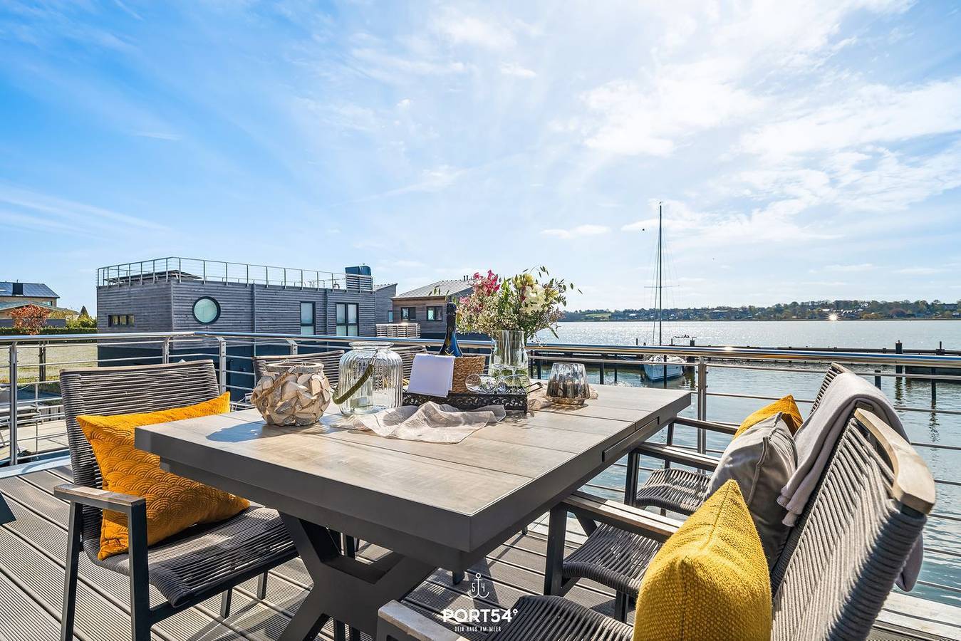 Wasserhaus im Pionierhafen - Waschmaschine, Dachterrasse, Tv, Pkw-Stellplatz in Schleswig, Schleswig & Umgebung