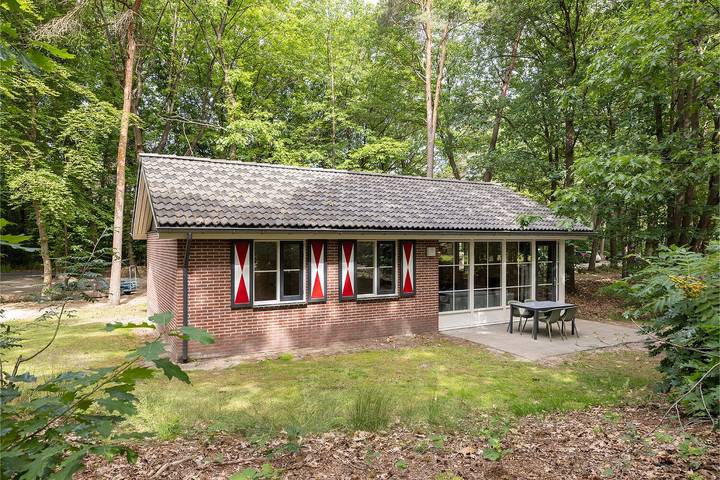 Ferienhaus für 4 Personen, mit Balkon/Terrasse und Terrasse sowie Garten