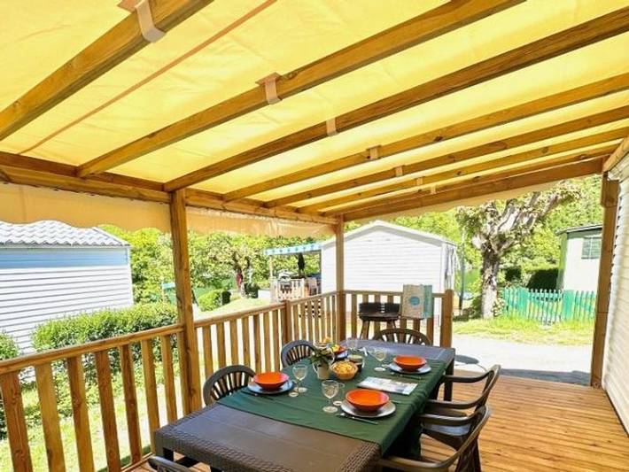 Bungalow für 4 Personen, mit Kinderpool in der Auvergne - 2