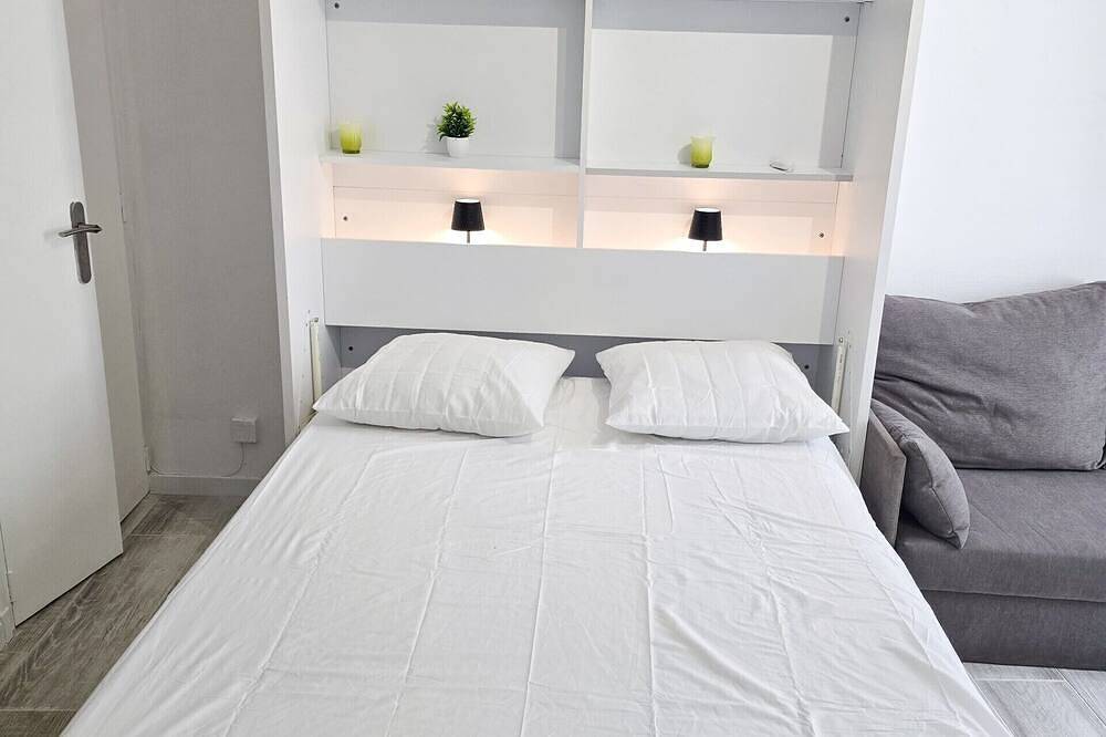 Entire apartment, Home Sweet Studio Sisteron - 2pers - city center in Sisteron, Forcalquier region