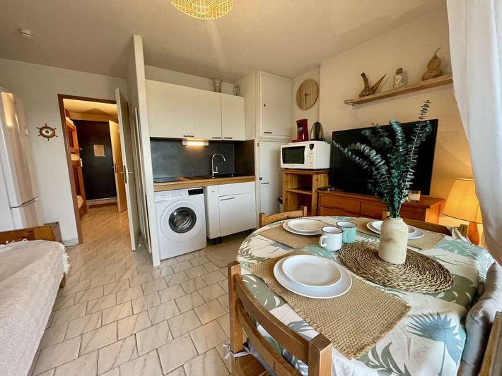 Appartement de vacances pour 6 personnes, avec piscine et terrasse, animaux acceptés