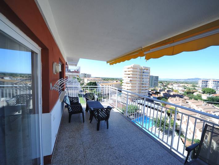 Vakantiewoning voor 4 personen, with tuin and terras as well as zwembad, met huisdier in Benicasim