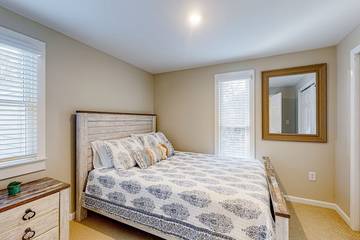 Vacation House for 6 Guests in Mashpee, Cape Cod, Picture 1