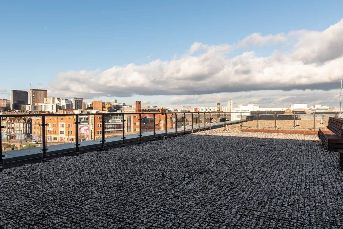 Entire apartment, Spacious & Bright 1 Bed Flat in Central Birmingham in Birmingham, Birmingham Area