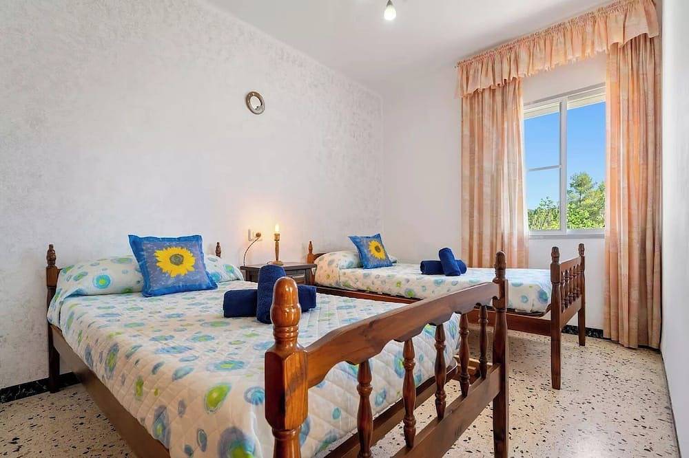 Casa Vacacional Familiar in Alcanar, Costa Dorada