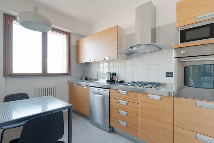 Ganze Wohnung, Ferienwohnung für 2 Personen mit Balkon/Terrasse in Mailand, Mailand Provinz