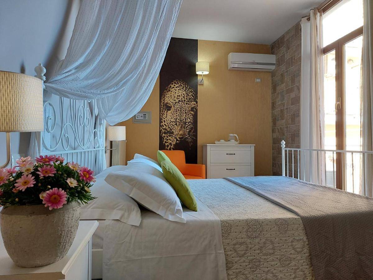 Sweet Home & Wellness affittacamere in Nettuno, Provincia di Roma