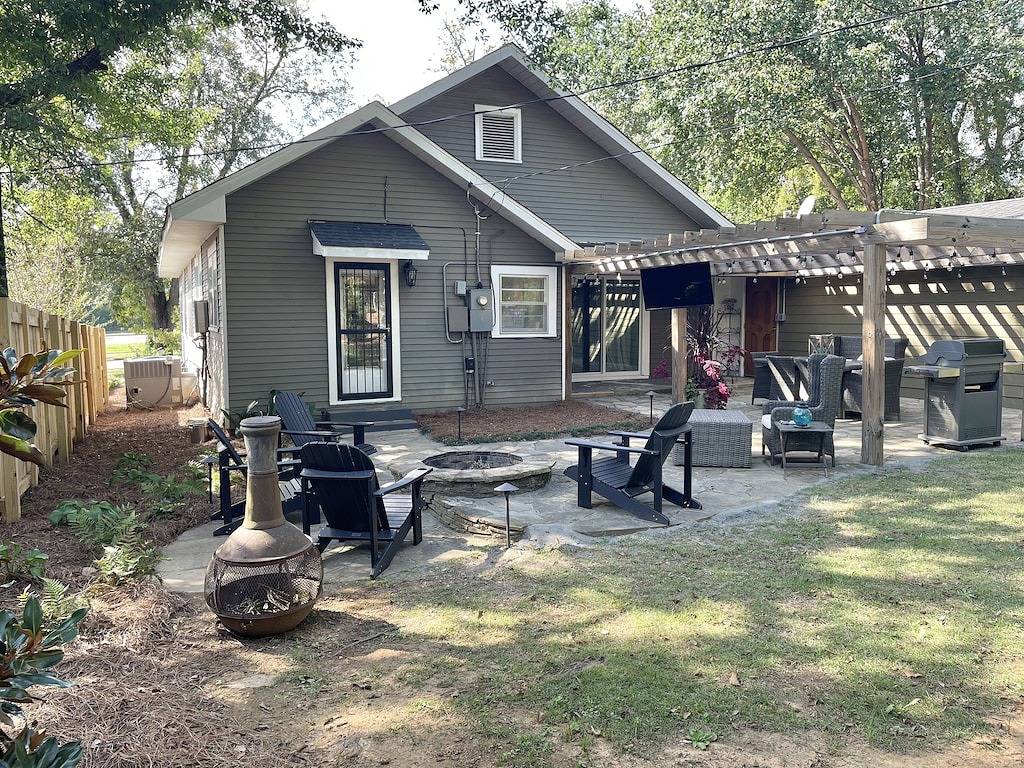 Bungalow on Main - Book for Football Season! in Tuscaloosa County