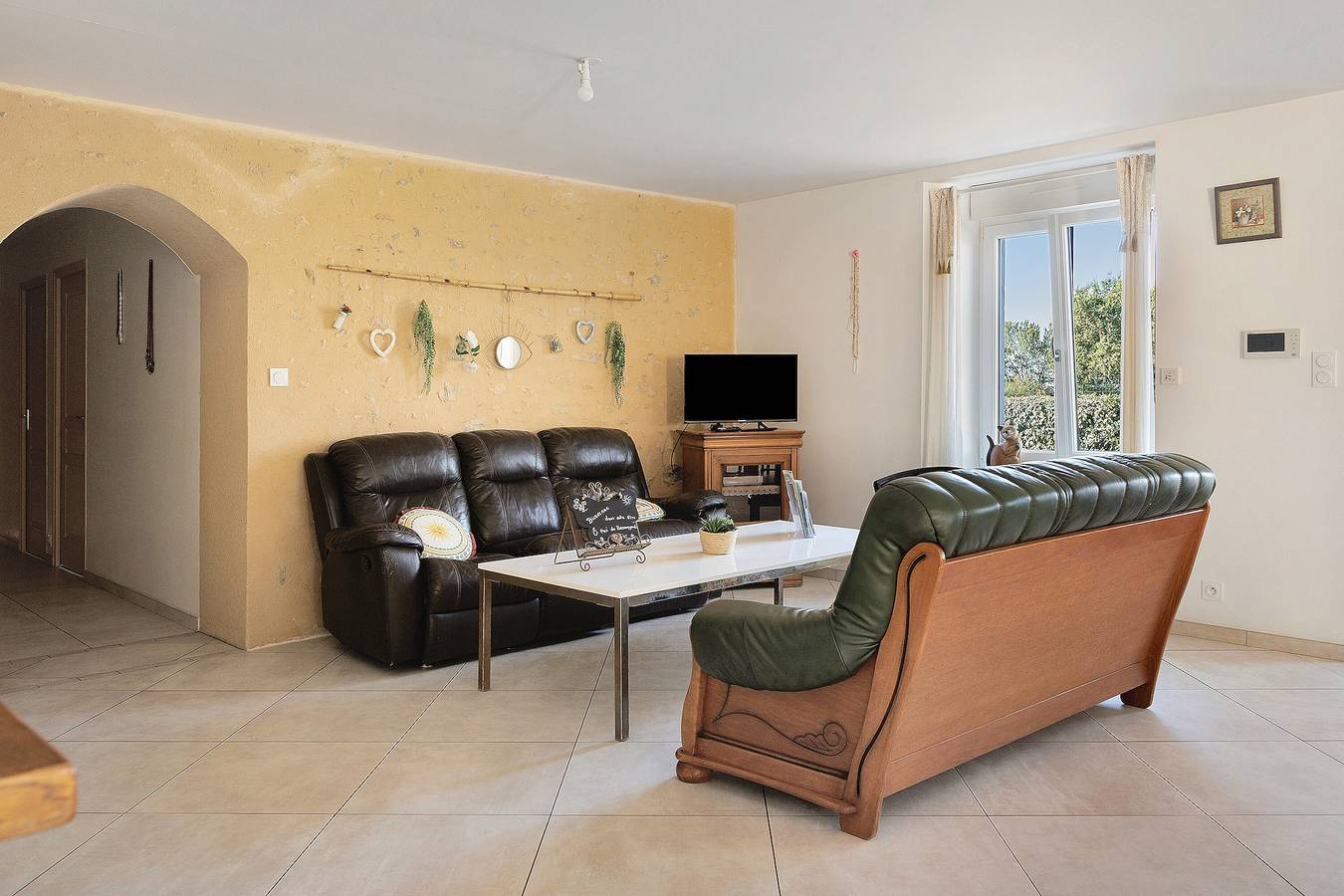 Maison de vacances 'Maison De Campagne Brûlon' avec vue sur le lac, terrasse privée et Wi-Fi in Brûlon, Sarthe