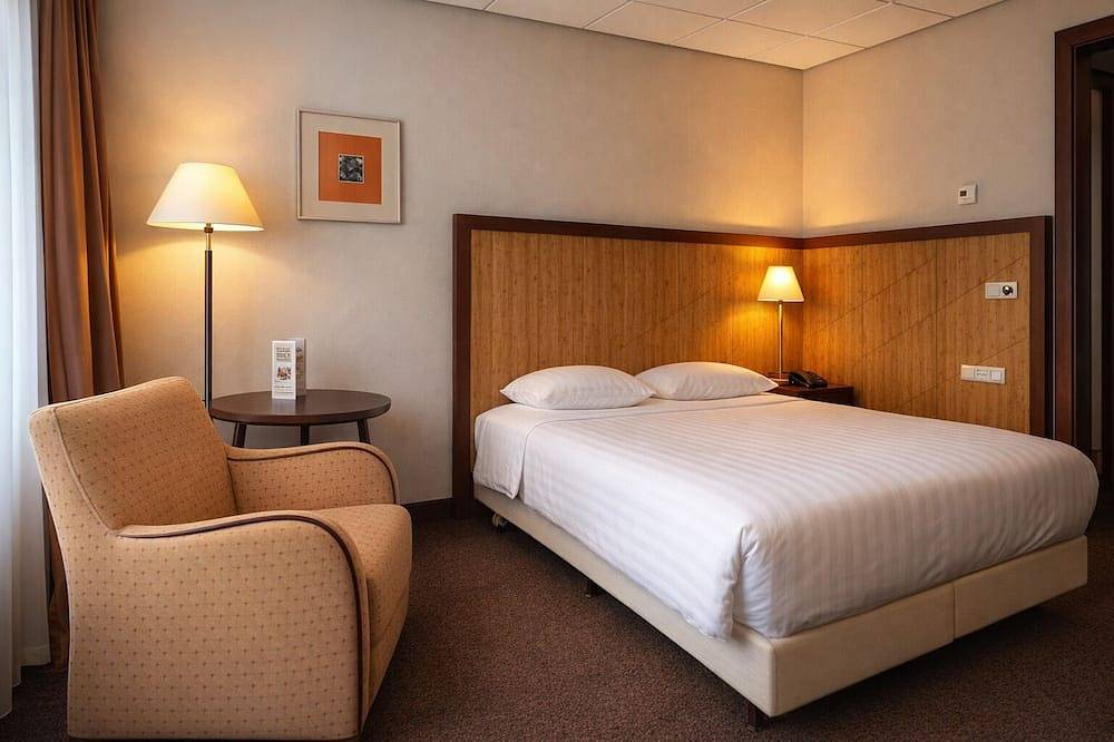 A Perfect Escape with Easy Access to Culture, Nature, and Dining! Pool in Drenthe