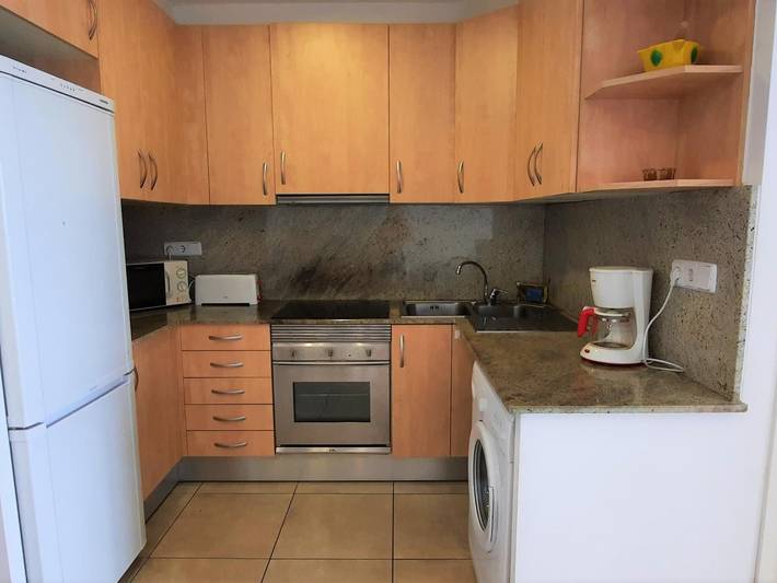 Ganze Wohnung, Apartment mit Terrasse, Parkplatz und Haustiere willkommen in Llançà in Platja del Cau del Llop (Llanca), Llanca