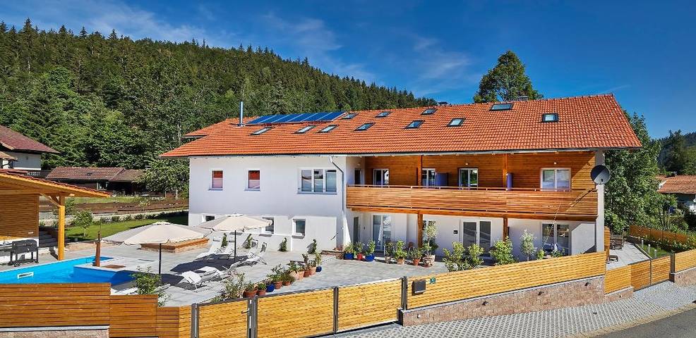 Ferienhaus für 8 Personen, mit Garten und Sauna, kinderfreundlich in Bayerisch Eisenstein - 3