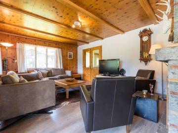 Villa for 8 Guests in Fieschertal, Valais, Picture 3