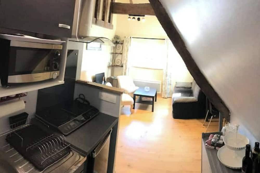 Entire apartment, Appartement Duplex de Charme Le Grenier de la Tour in Tréguier, Pink Granite Coast