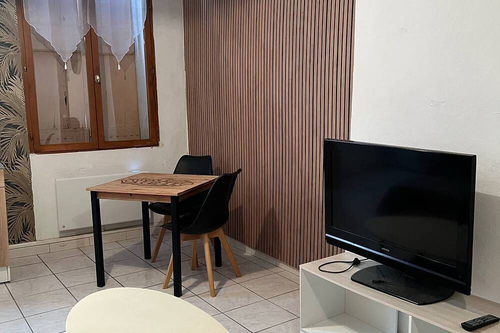 Entire apartment, Studio in the heart of downtown in Digne-les-Bains, Alpes-de-Haute-Provence