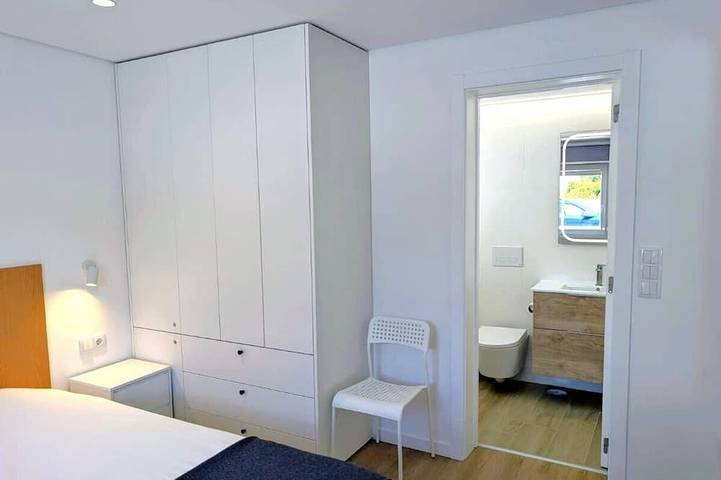 Casa tipica a 150 m dalla spiaggia di Costa Nova, Aveiro in Ria de Aveiro, Gafanha da Encarnação