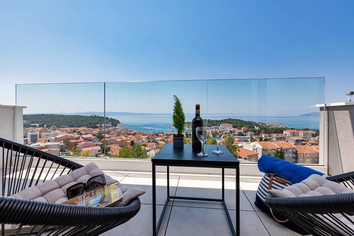 Ferienwohnung für 4 Personen, mit Balkon/Terrasse in Makarska