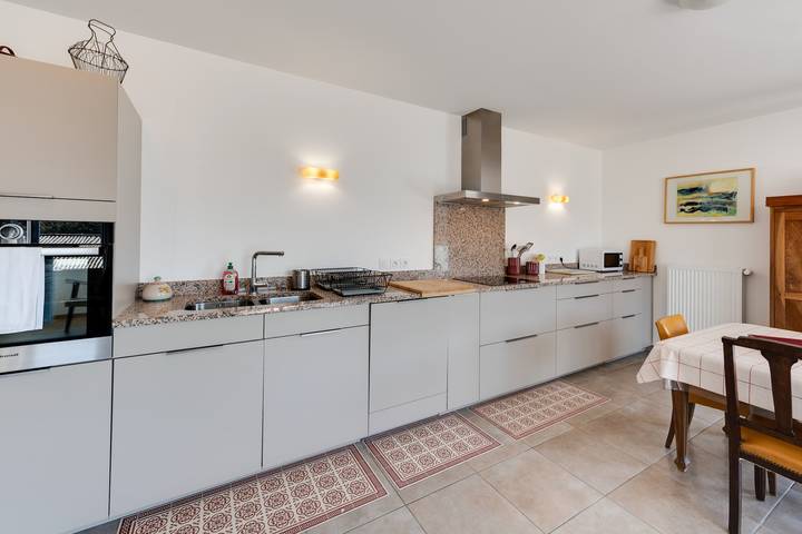 Entire apartment, Origami - T3 new & cozy 2 steps from the center of Annecy with Wifi & 🅿️ in Cran-Gevrier, Annecy (commune)