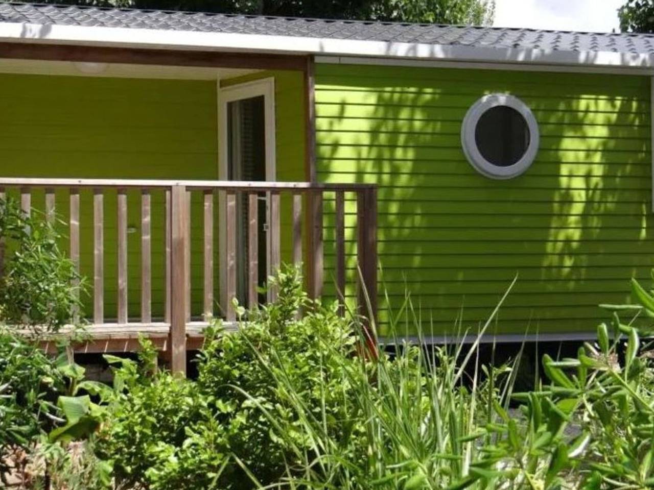 Mobil home 4 pers con terraza in Mialet, Cevenas