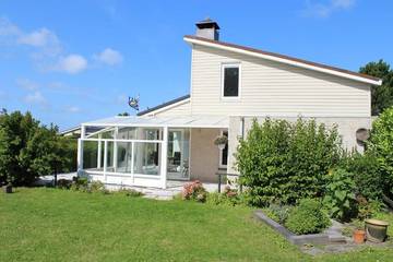Ferienhaus für 6 Personen, mit Balkon und Garten in Kamperland