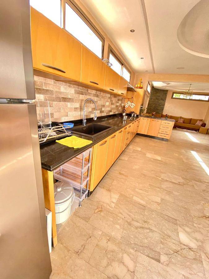 Villa pour 8 personnes, avec jardin et piscine ainsi que vue et sauna, adapté aux familles à Agadir - 4