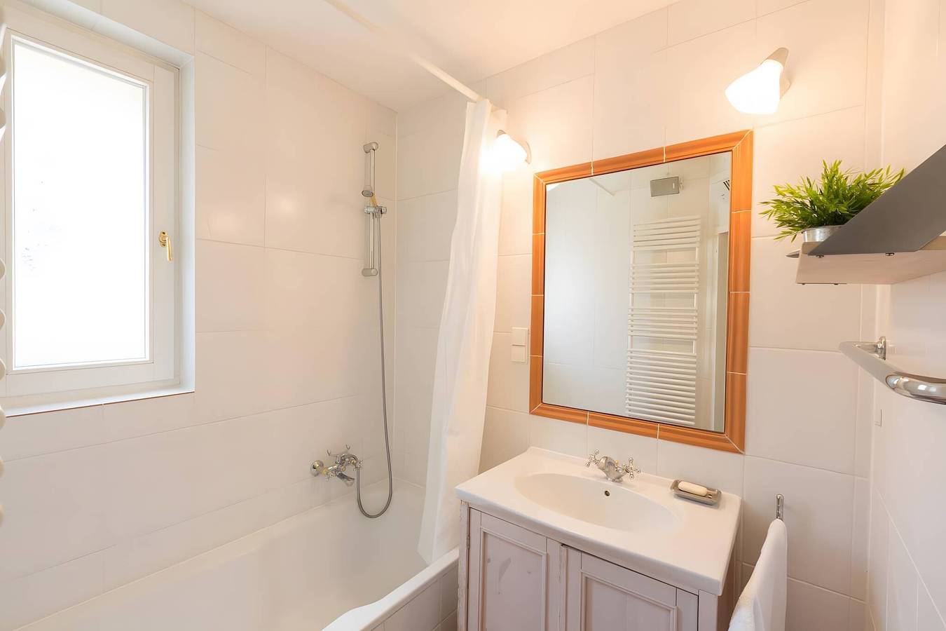 Apartamento entero, Apartamento 'Hannover City Retreat' con jardín privado y Wi-Fi in Hannover, Región de Hannover