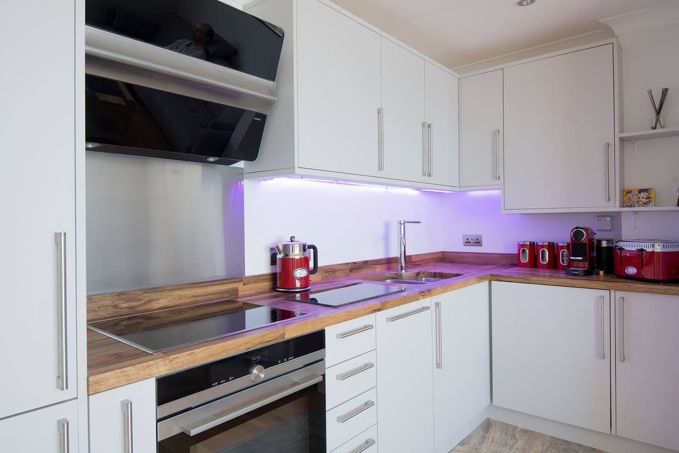 Apartamento vacacional entero, 2 Bed Apt - Sea Views, Seafront Location & Parking in Brighton, Sussex