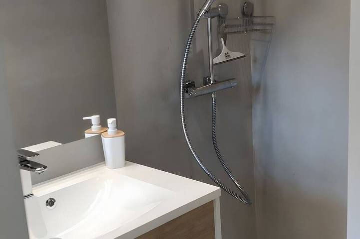 Gîte pour 2 personnes, avec jardin à Entraunes - 4