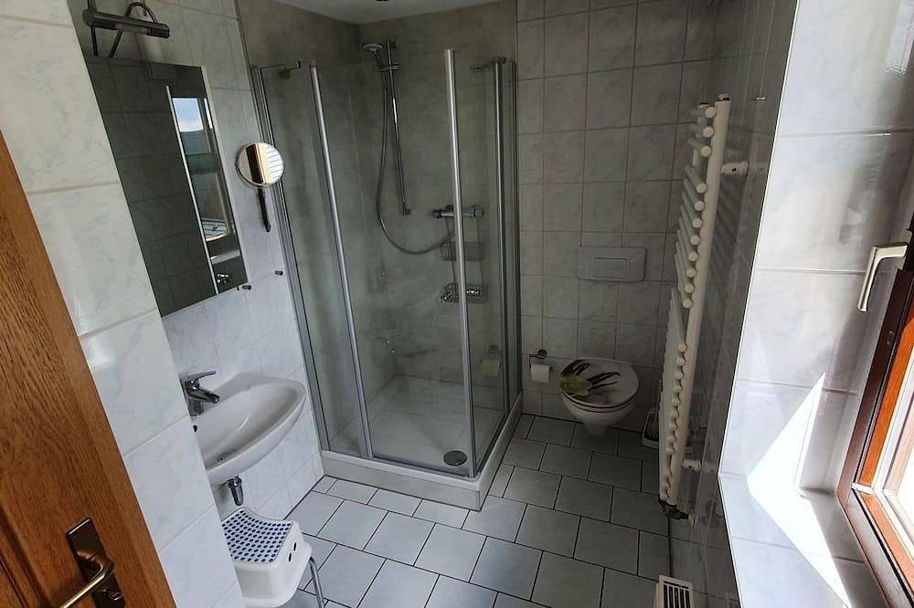 Entire apartment, Ferienhaus Bergtraum - At 955 m above sea level, close to the clouds and the slopes on your doorstep in Oberwiesenthal, Ore Mountains