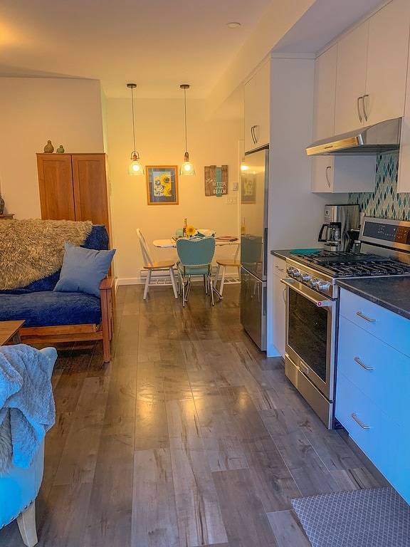 Bed And Breakfasts for 5 Guests in Comox, Vancouver Island