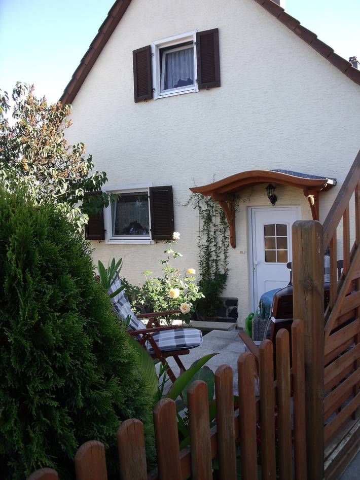 Ferienhaus 'Ferienhaus Apfelblüte' mit Bergblick, privater Terrasse und Wlan in Schotten, Vogelsberg Region