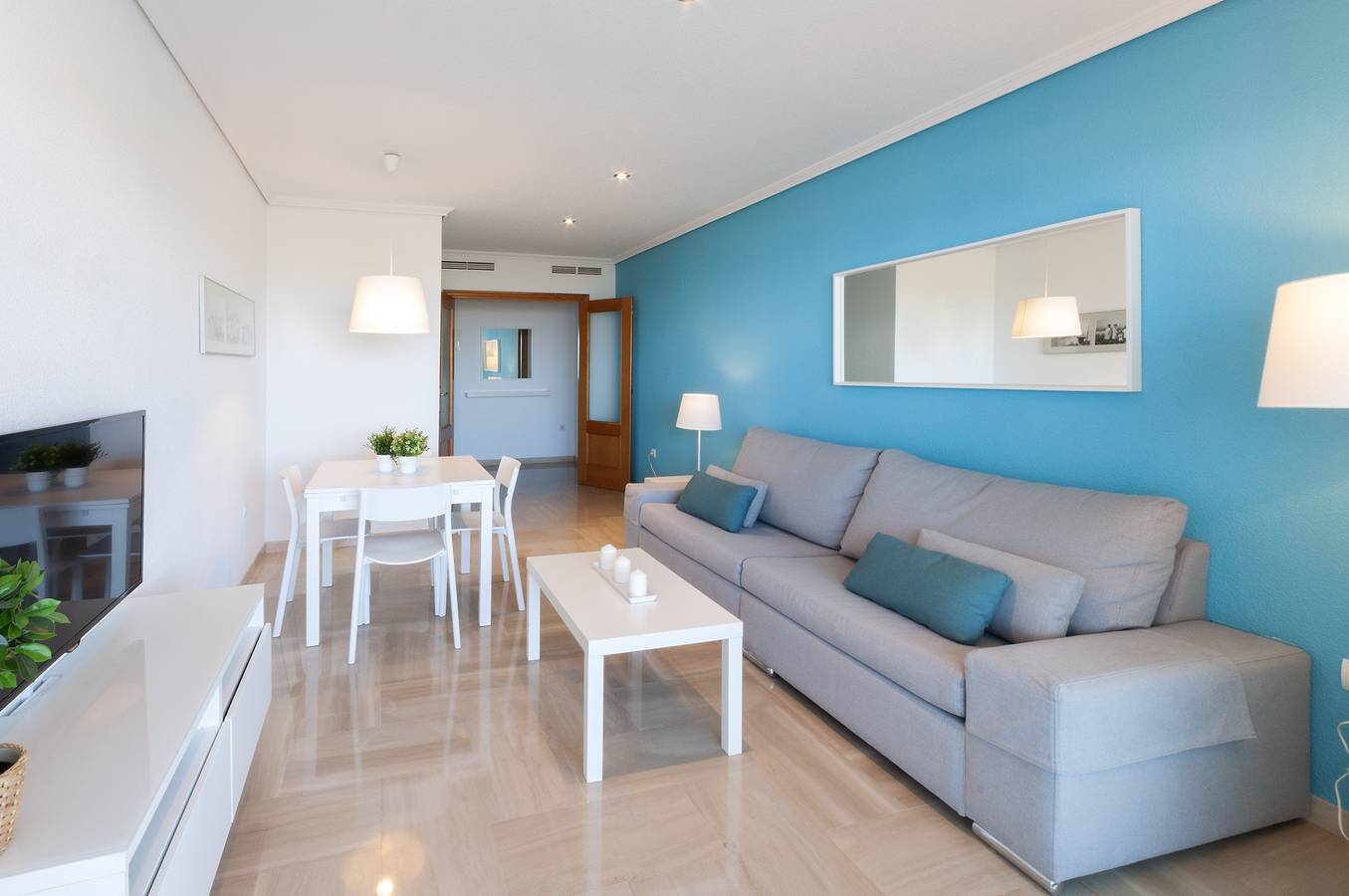 Ganze Wohnung, Ferienwohnung für 4 Personen mit Garten in Playa de Gandía, Costa de Valencia