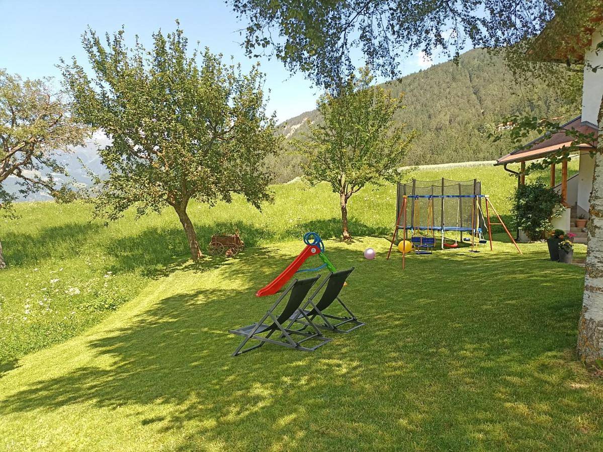 Geheel appartement, One-Bedroom Apartment with Balcony in Glockturmkamm, Ried im Oberinntal