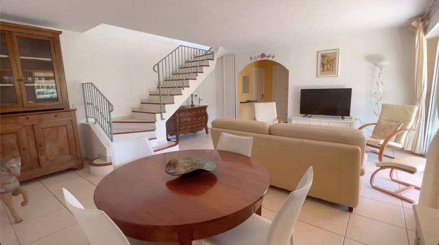 Villa pour 4 personnes, avec jardin, animaux acceptés dans Boulouris - 2