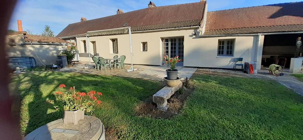 Location de vacances pour 4 personnes, avec vue et jardin, animaux acceptés à Autun - 2