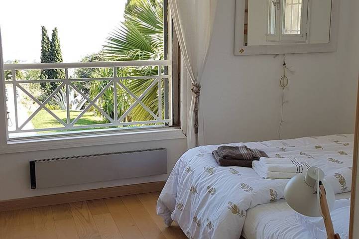 Location de vacances pour 14 personnes, avec terrasse et jardin à Falicon - 4