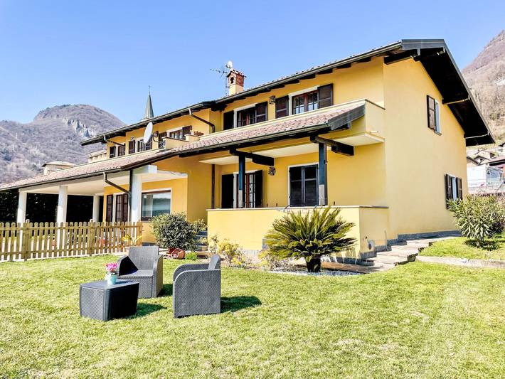 Ferienwohnung für 3 Personen, mit Seeblick und Garten sowie Balkon am Comer See - 2