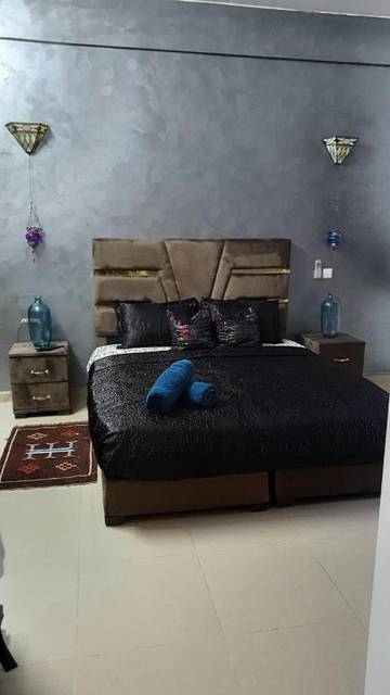 Gîte pour 9 personnes, avec terrasse ainsi que jardin et vue à Fnideq