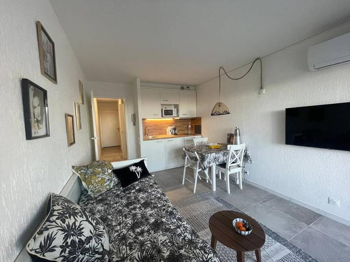 Gîte pour 4 personnes, avec terrasse dans Gare D Antibes - 4