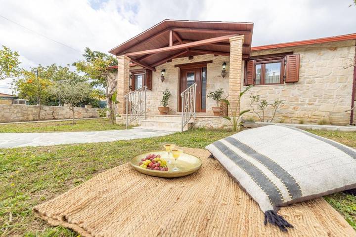 Location de vacances pour 6 personnes, avec Balcon et Terrasse ainsi que Jardin et Vue