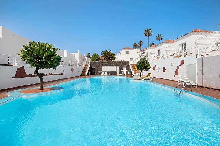 Ferienwohnung für 4 Personen, mit Garten und Kinderpool in Corralejo