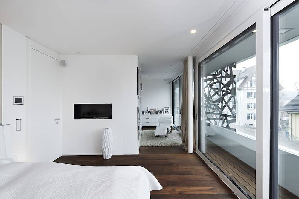 Entire apartment, Penthouse White Riviera House in Zürich 38 Wollishofen, Zurich